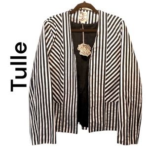 Black 🖤 &🤍 White 100%cotton lightweight jacket. Size XL Sold at Anthropologie